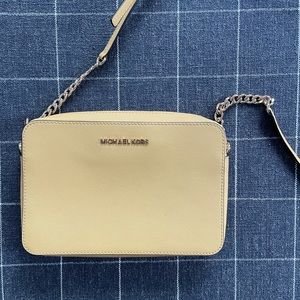 Daisy yellow Michael kors bag